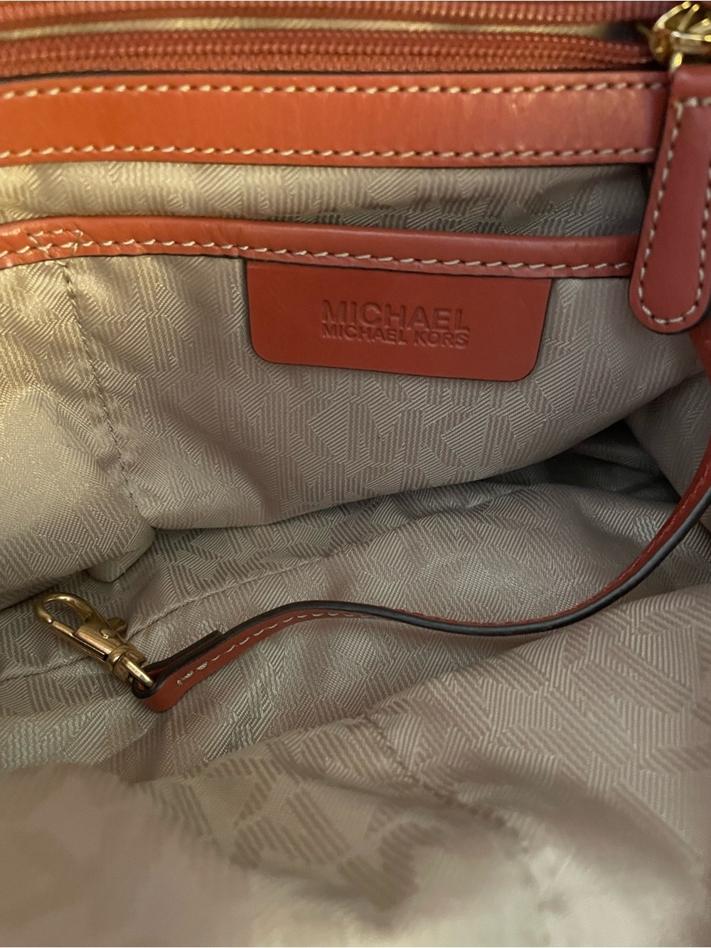 NEW! Michael Kors Suede Hobo Bag in Rust Tan with Tassel - Picture 7 of 13